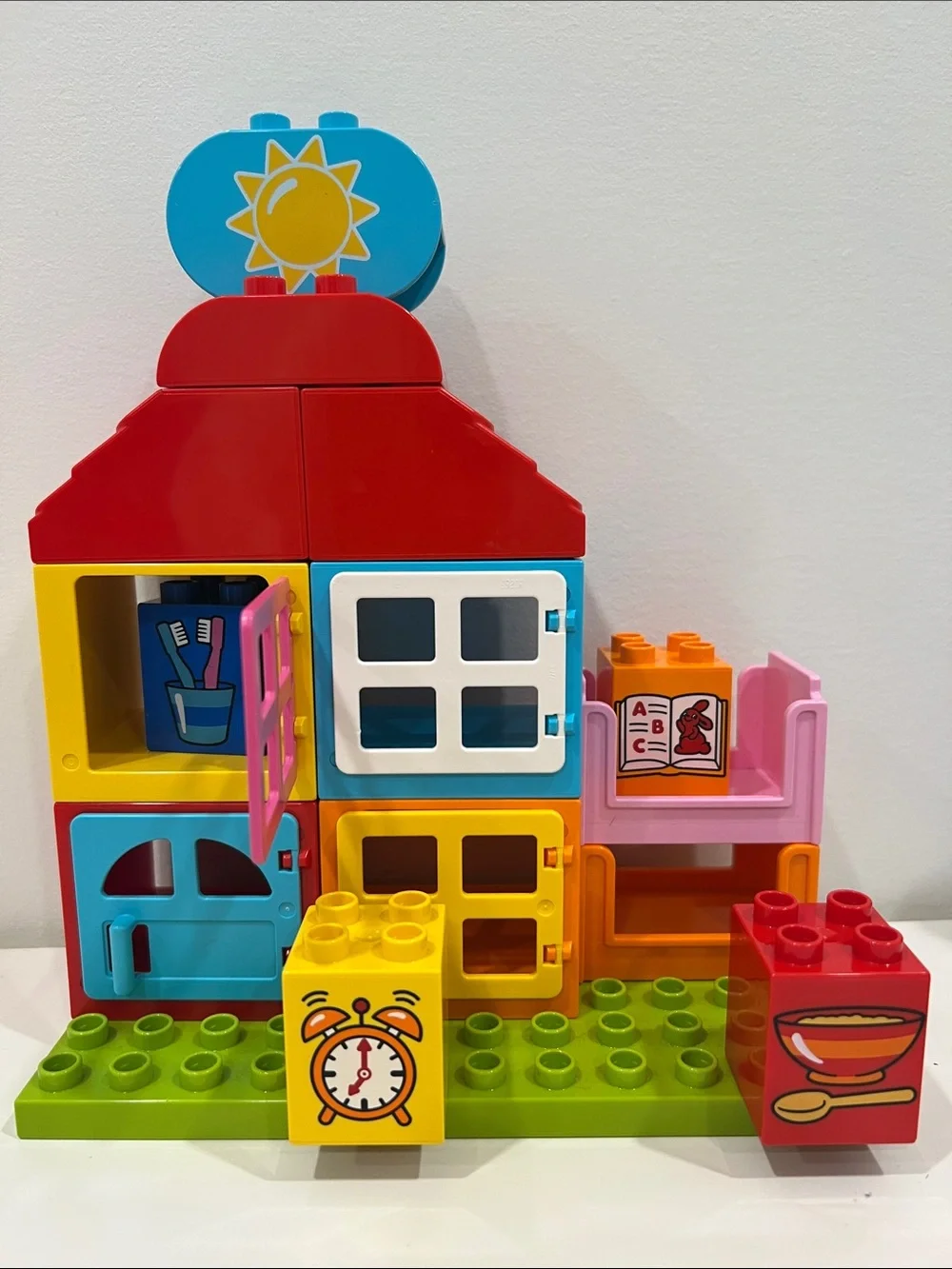 LEGO DUPLO My First Playhouse - with girl and boy figure - Toddler Toy